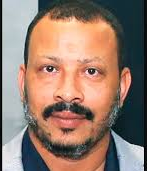 من هو الكاتب وليد عثمان